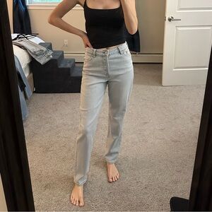 NWT H&M light blue Mom Jeans